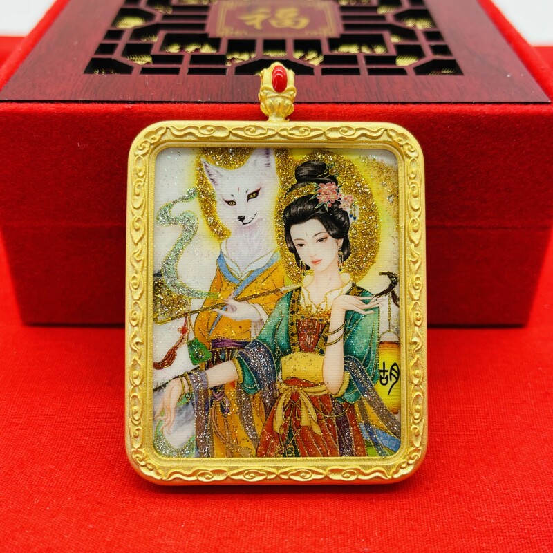 正品洒金纯手绘美女狐仙唐卡道牌护身符吊坠铜镀金噶乌盒