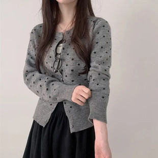 显瘦加厚毛衣外套 减龄 9236 韩国波点圆领单排扣针织开衫 25秋冬