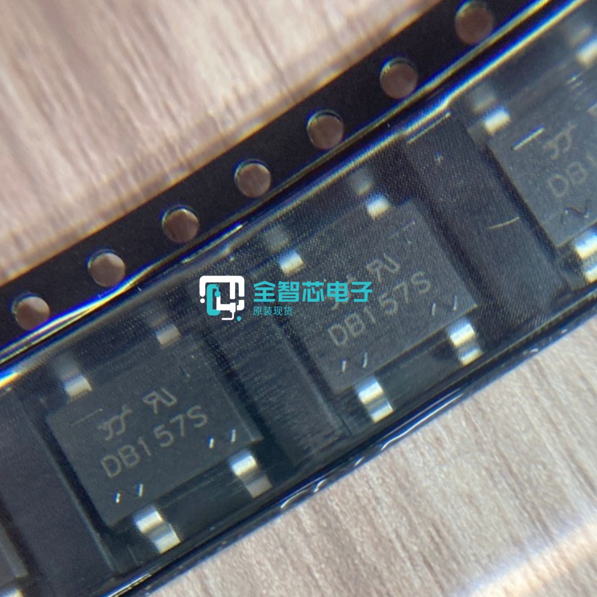 贴片SOP整流桥堆DB系列152S