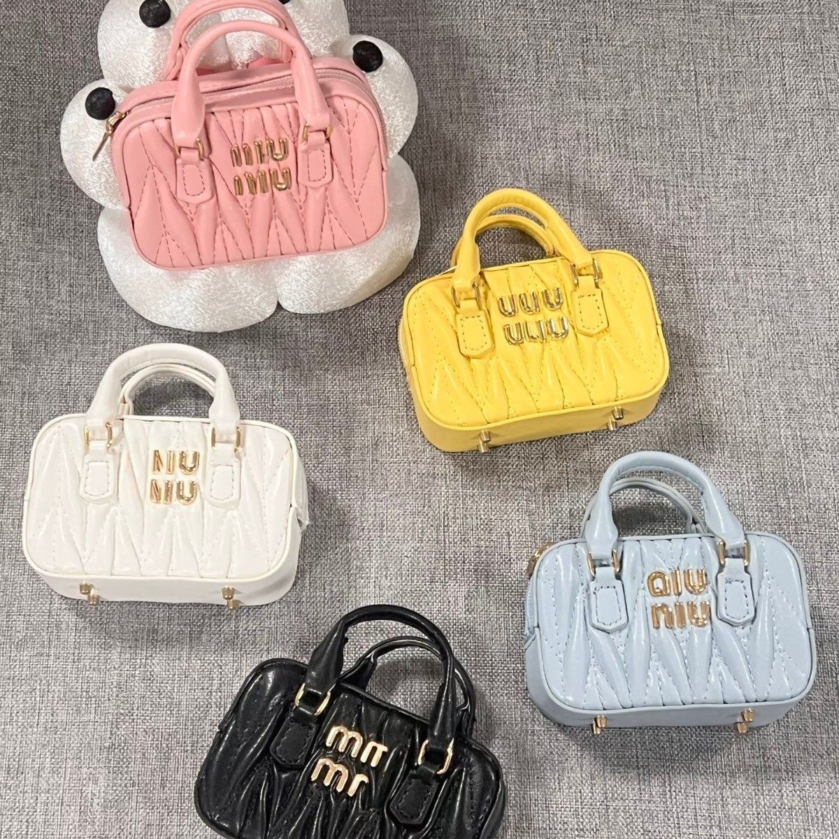 洋气绣线保龄球韩版迷你包挂件2025新款潮流单肩斜挎手提时尚女包,服饰配件/皮带/帽子/围巾,包挂件,淘宝优惠券,粉丝福利购,淘宝优惠卷