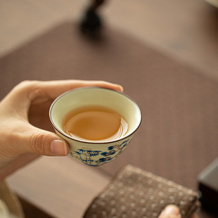 青花岁寒三友茶杯茶具主人杯品茗杯客杯家用功夫茶具