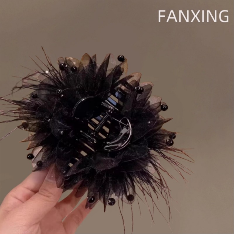 这款羽毛抓夹被追着问~网红气质后脑勺盘发鲨鱼夹,户外/登山/野营/旅行用品,旅行发卡,淘宝优惠券,粉丝福利购,淘宝优惠卷