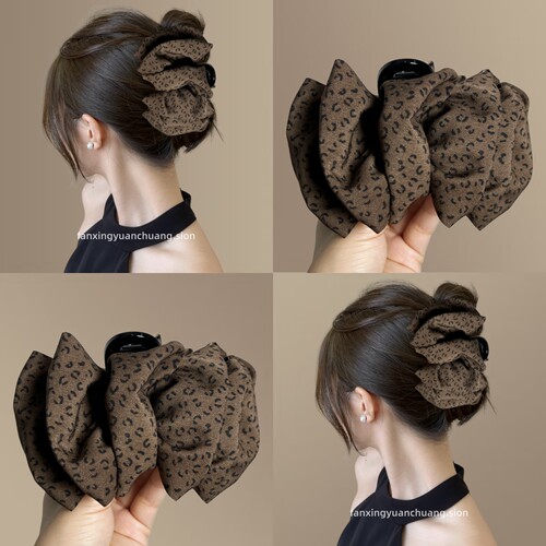 云朵泡泡抓夹高级感鲨鱼夹