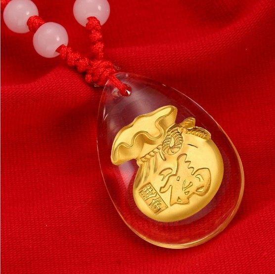 金美晶999足金水晶福袋红绳钱袋吊坠金猴招财猫十二生肖珠子项链
