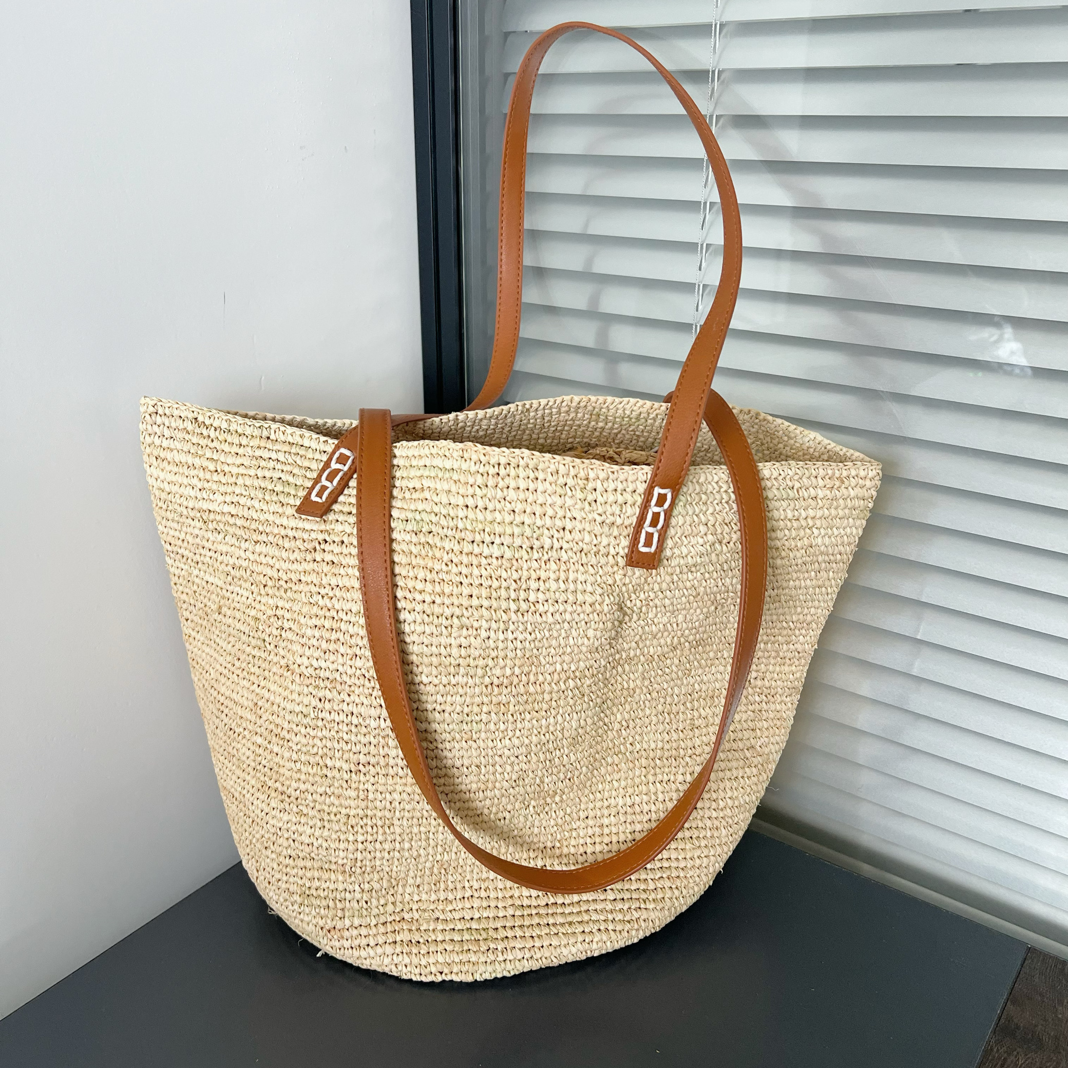 韩版拉菲草大容量托特包手工编织水桶包海边度假单肩包草编手提包