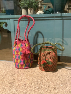 手工钩织包复古森系包手拎包毛线包旅游休闲包创意礼物束口包