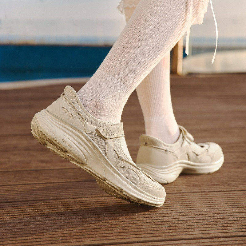 Skechers斯凯奇厚底玛丽珍鞋女浅口魔术贴内增高休闲单鞋104495