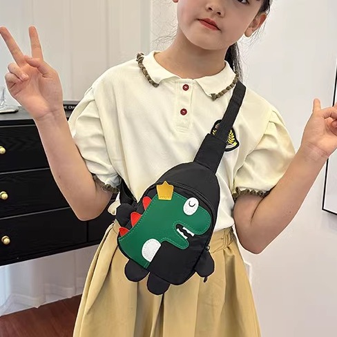 韩版儿童小腰包恐龙斜挎包男童女童潮包可爱背包时尚胸包宝宝包包