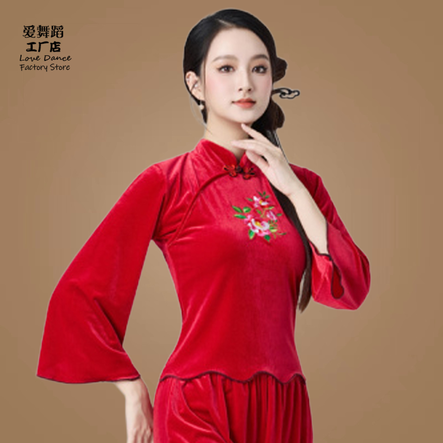 广场舞服装新款上衣盘扣立领古典民族风衣服韩国绒红色喜庆舞蹈服