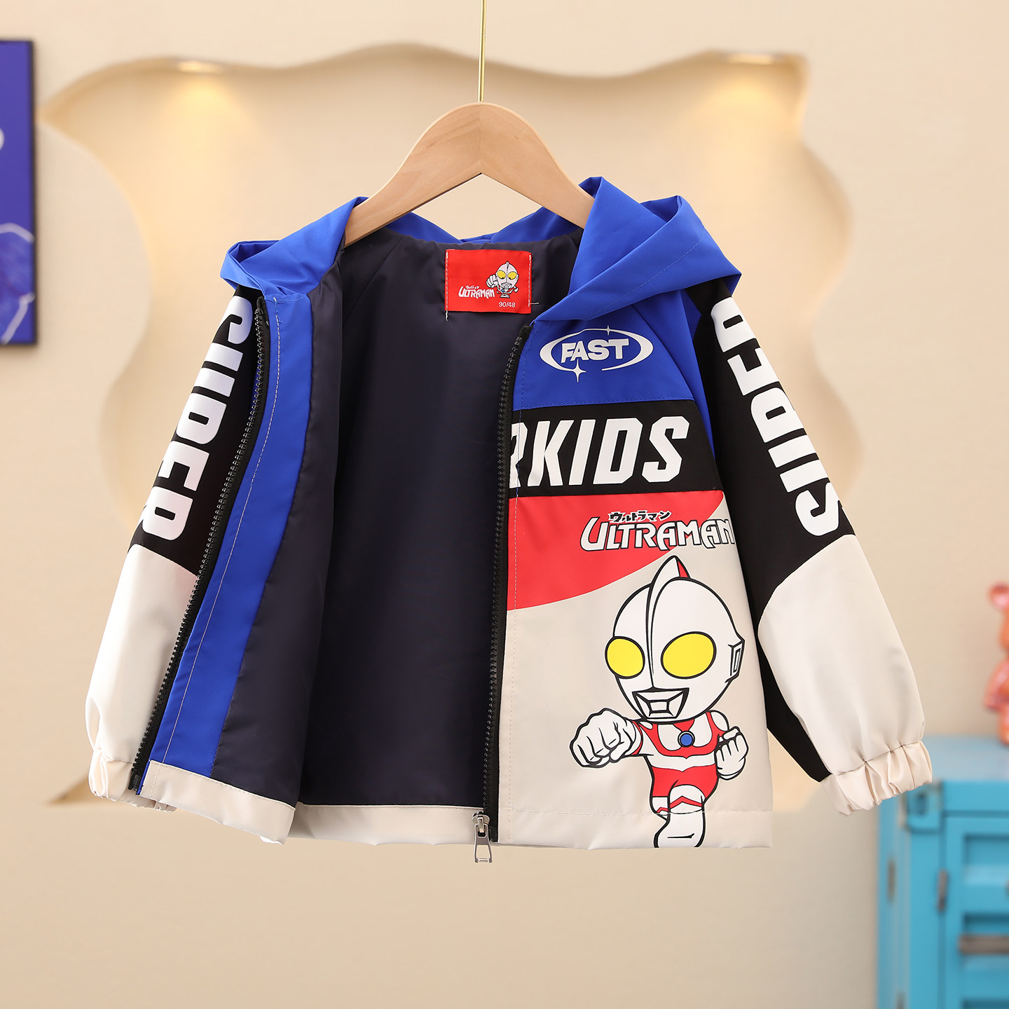 奥特曼外套男童春装2026新款痞帅儿童冲锋衣男孩春秋季宝宝童装潮