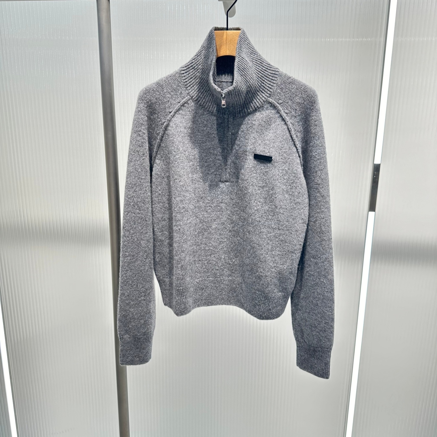 商场同款2025年秋冬季新品时尚高领长袖羊毛针织衫女AR804117-980