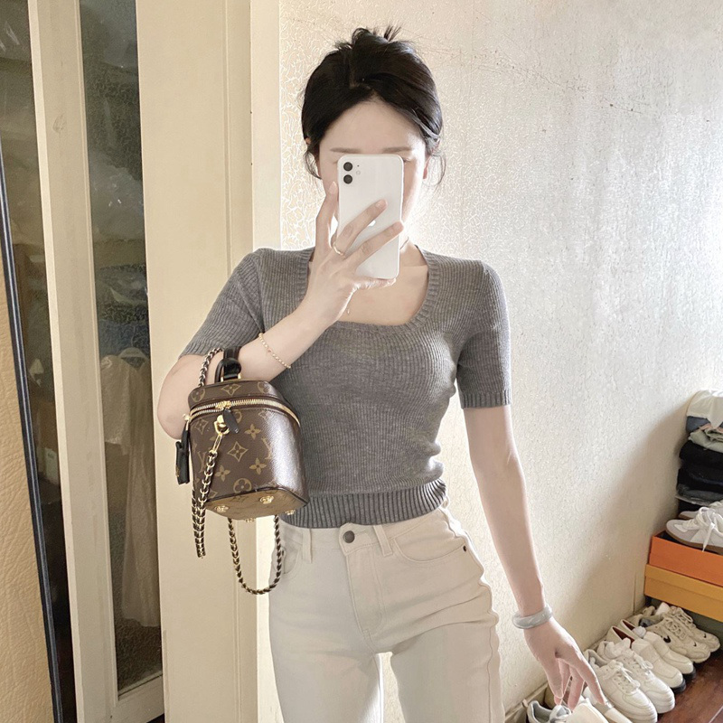 灰色正肩针织短袖t恤女夏2025新款短款修身紧身美式内搭打底上衣