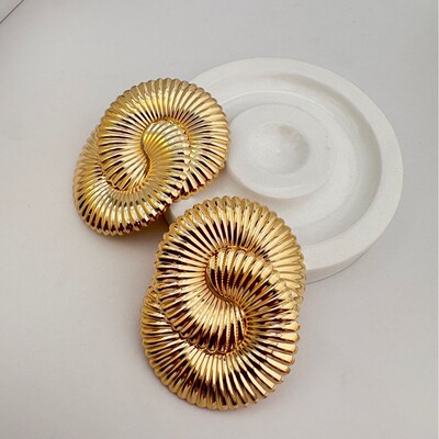 Twisted Ripple Earrings夸张扭曲波纹女金属耳环复古几何大耳钉