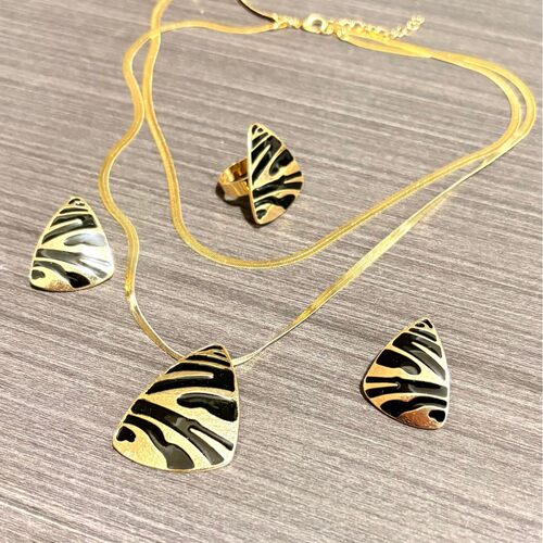 Leopard patterned titanium steel necklace豹纹轻奢钛钢项链