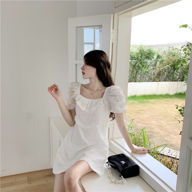 French Vintage jacquard square neck black dress with bubble sleeves and loose and thin A-line skirt