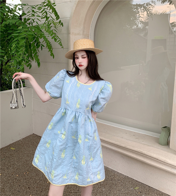 Real price real photo princess on the run dress French bubble sleeve round neck Korean slim design high waist A-line skirt