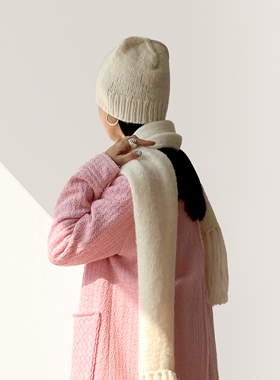 Plain Sight 白色羊毛羊绒手作筒帽