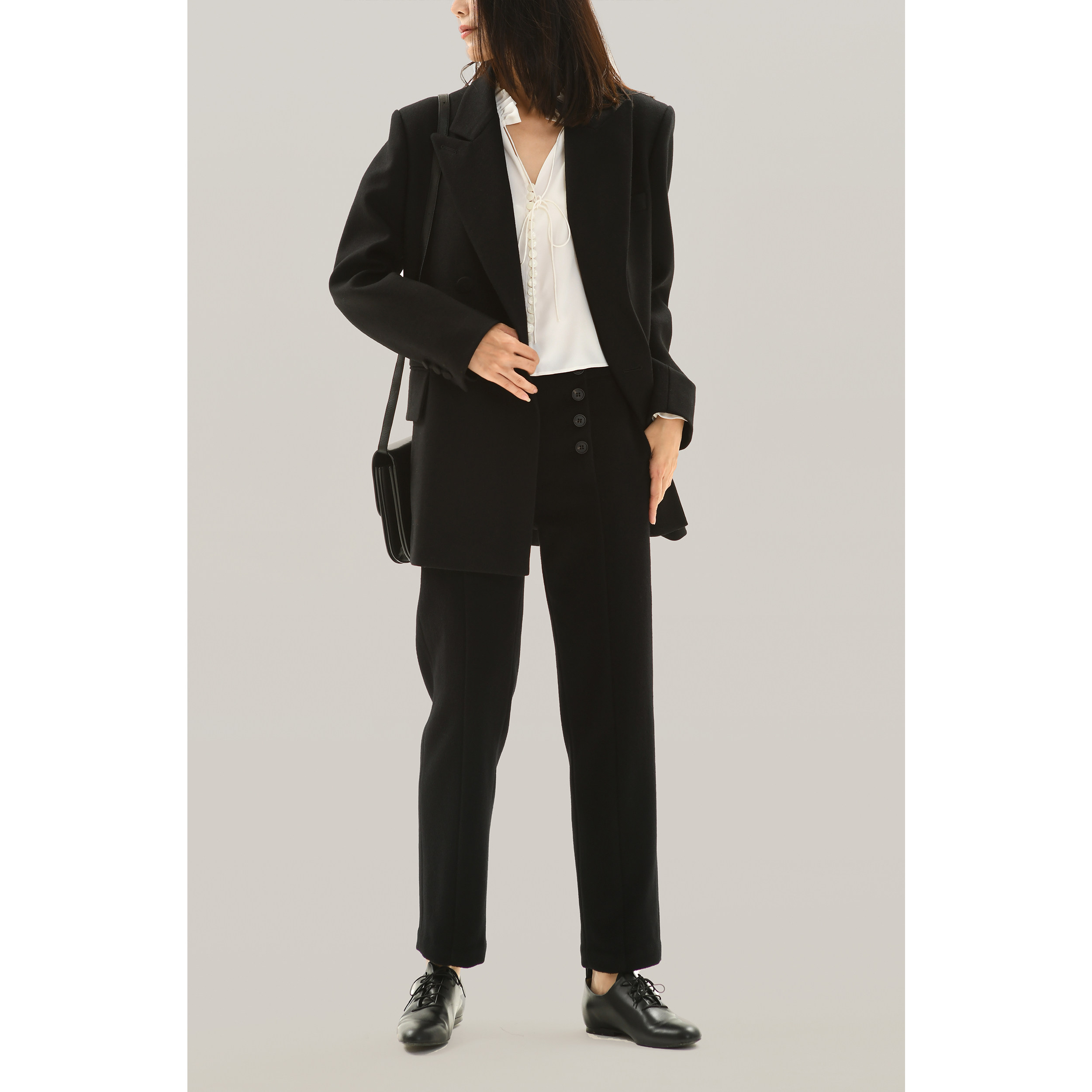 【秒杀】｜Plain Sight 黑色羊毛羊绒锥形铅笔9分裤