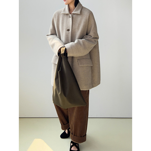 Plain Sight 燕麦色全羊毛落肩廓形短大衣