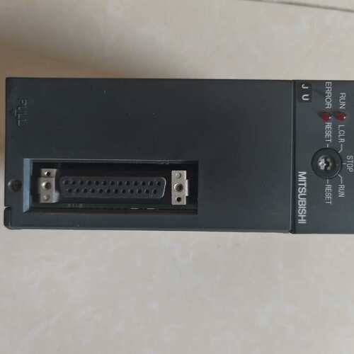 议价A2USHCPU-S1 CPU模块，，成色如图，可维修