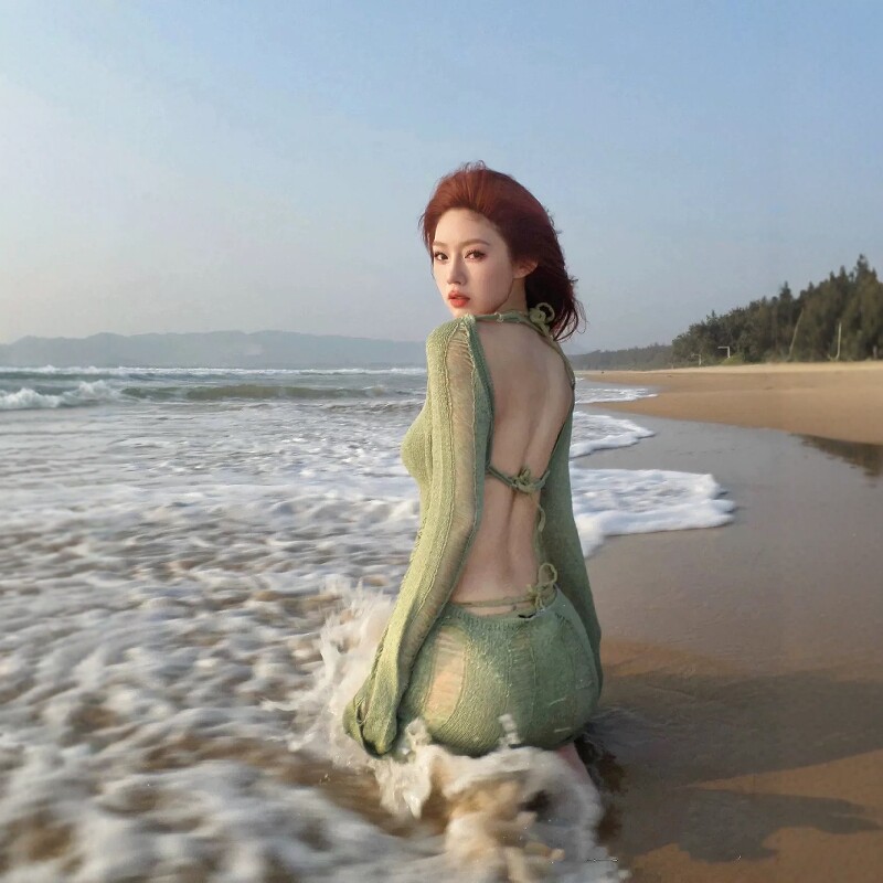 韩国ins绿色比基尼三件套长袖防晒罩衫纯欲风分体海边沙滩泳衣女