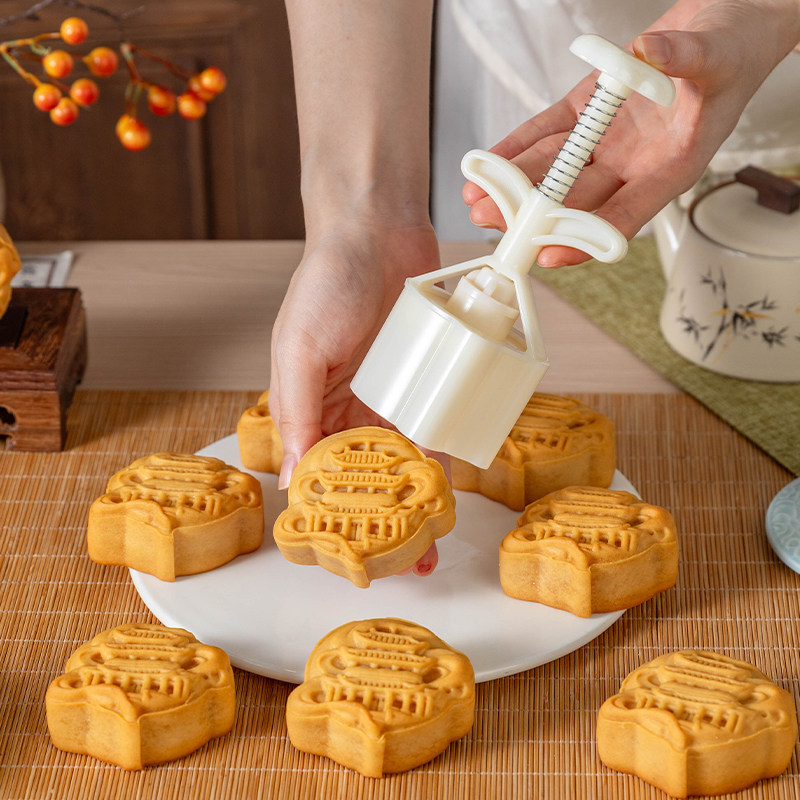 2026新款广式月饼模具云揽月阁手压式家用按50g75g工磨食品级糕点