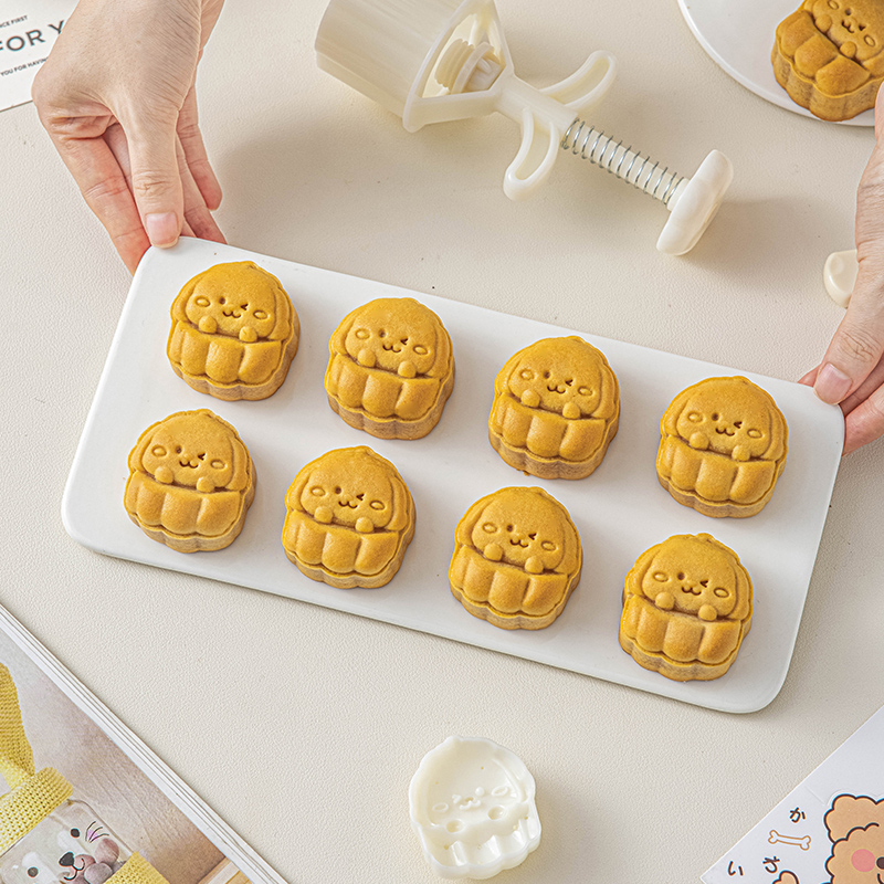 可爱月饼模具新款手压花广式家用食品级烘焙冰皮流心磨具中秋50克
