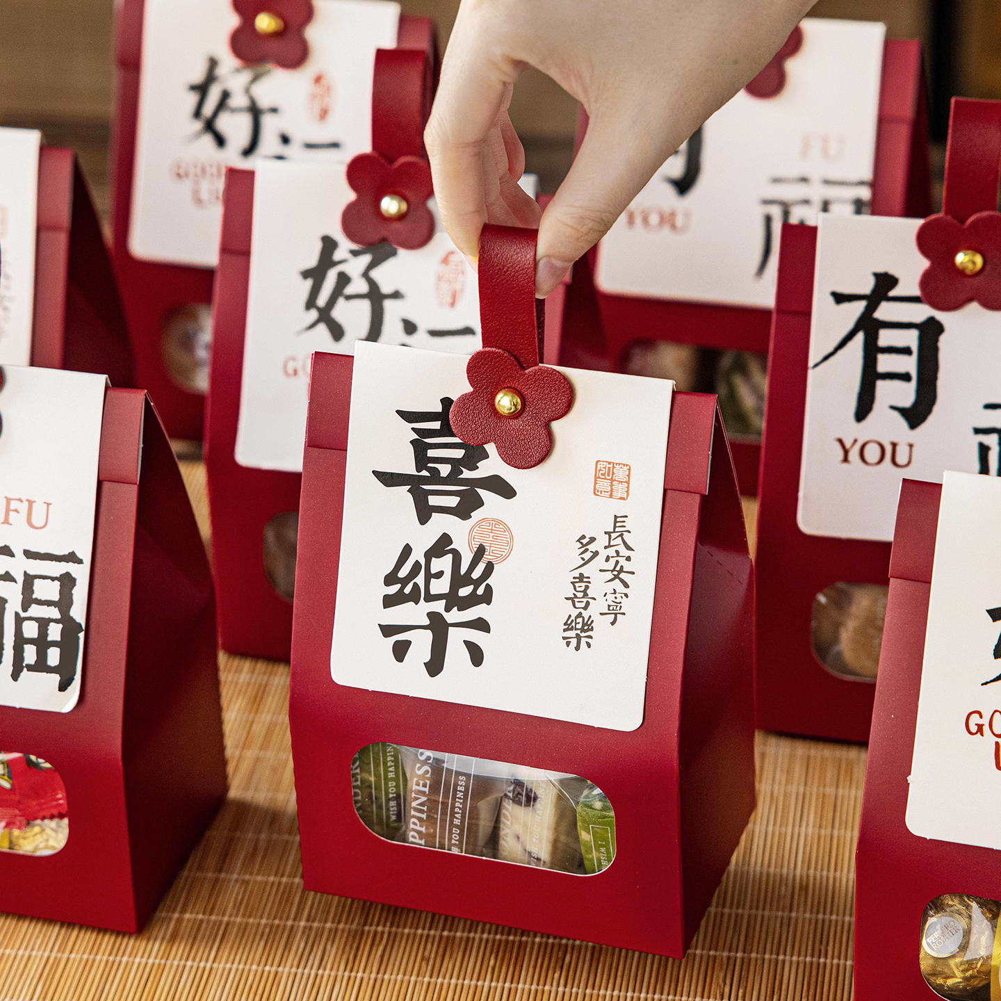 元旦礼品袋子空伴手提小号迷你雪花酥饼干糖果红色纸高级打包装物