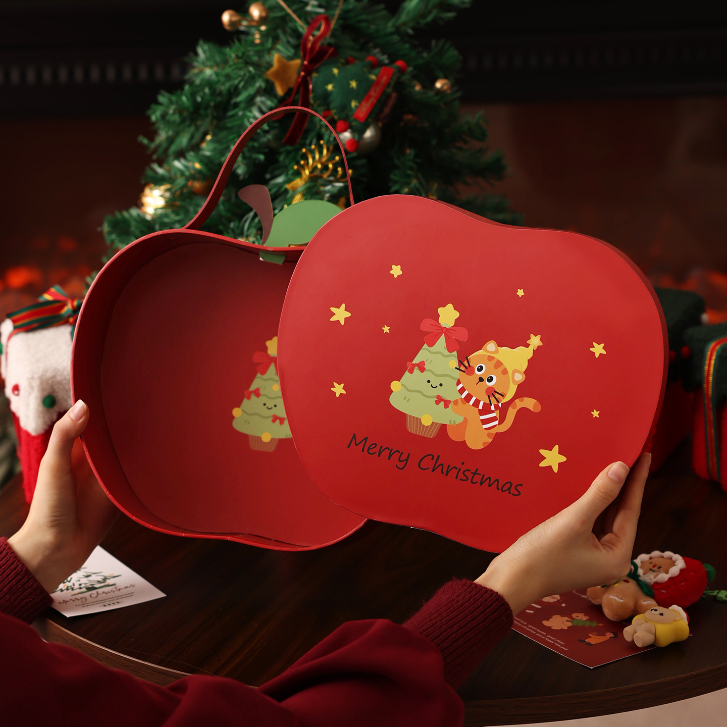 圣诞礼盒空盒包装物品子高档级感伴手节糖果饼干甜品打包平安果夜