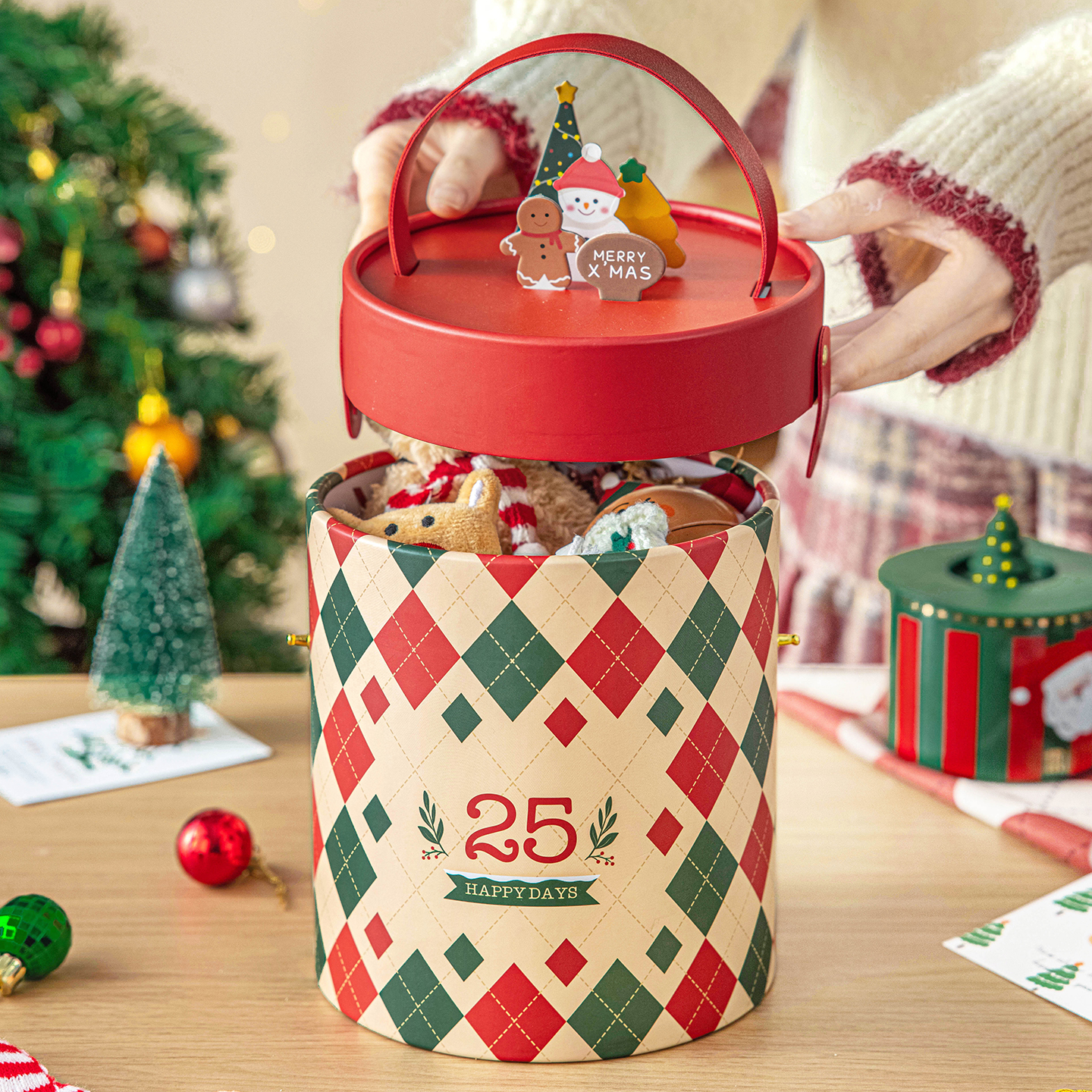 圣诞礼盒空盒高级感大号饼干包装伴手物糖果抱抱桶2025新款平安夜
