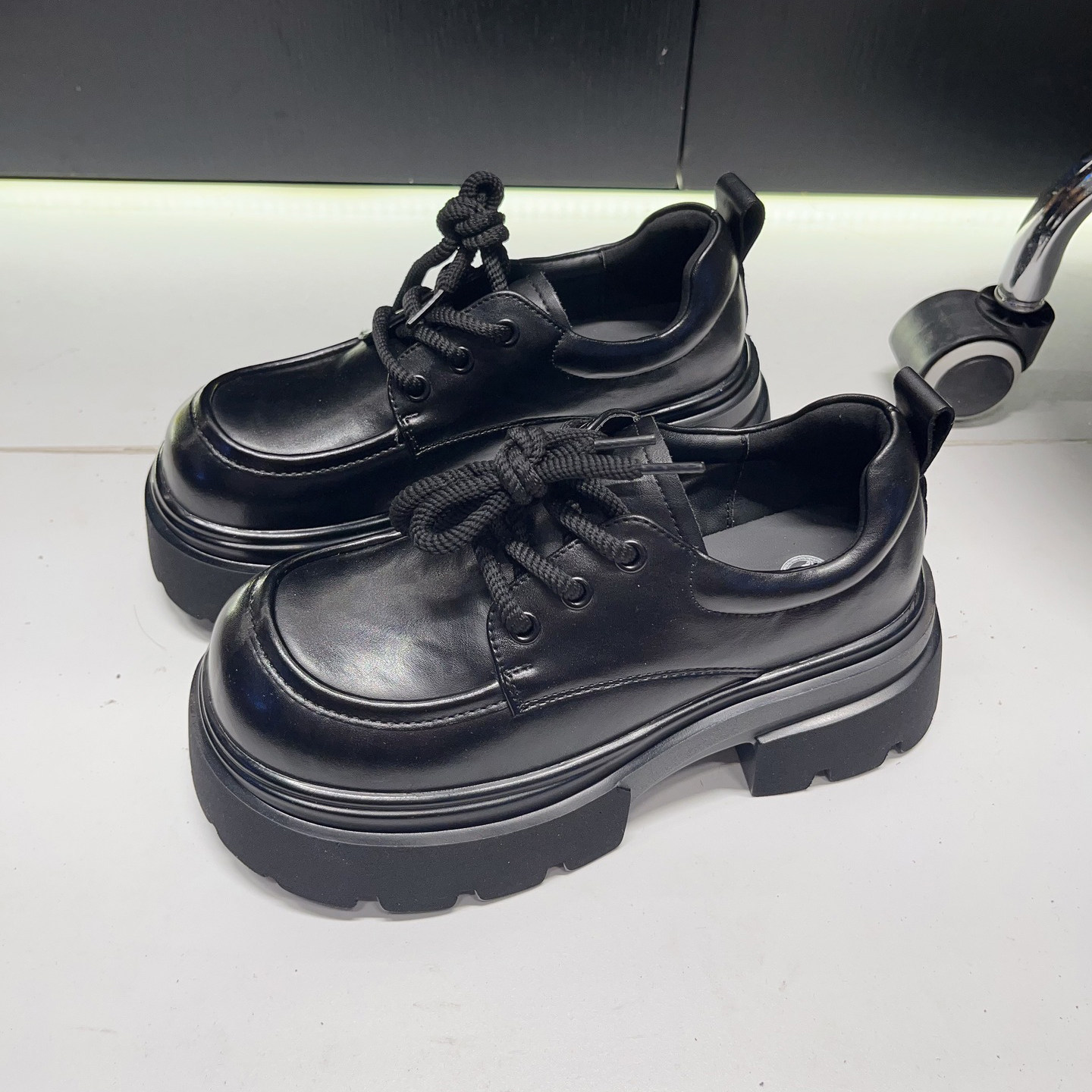 英伦风粗跟厚底系带小皮鞋女2025新款小个子增高圆头黑色深口单鞋,女鞋,深口单鞋,淘宝优惠券,粉丝福利购,淘宝优惠卷