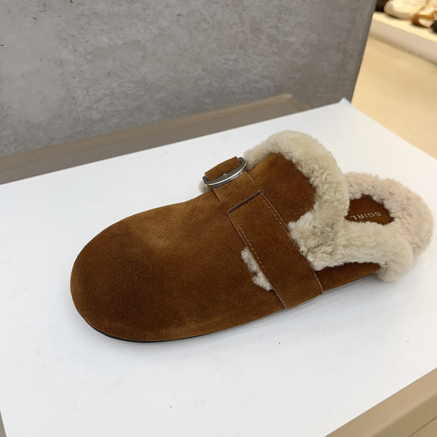2025冬季新款毛毛拖鞋女外穿慵懒风皮带扣一脚蹬加绒勃肯包头棉拖,女鞋,毛毛鞋,淘宝优惠券,粉丝福利购,淘宝优惠卷