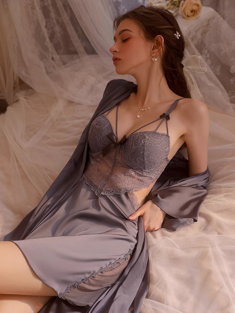 春秋季真丝睡衣女性感诱惑镂空蕾丝花边丝绸带胸垫睡裙睡袍两件套