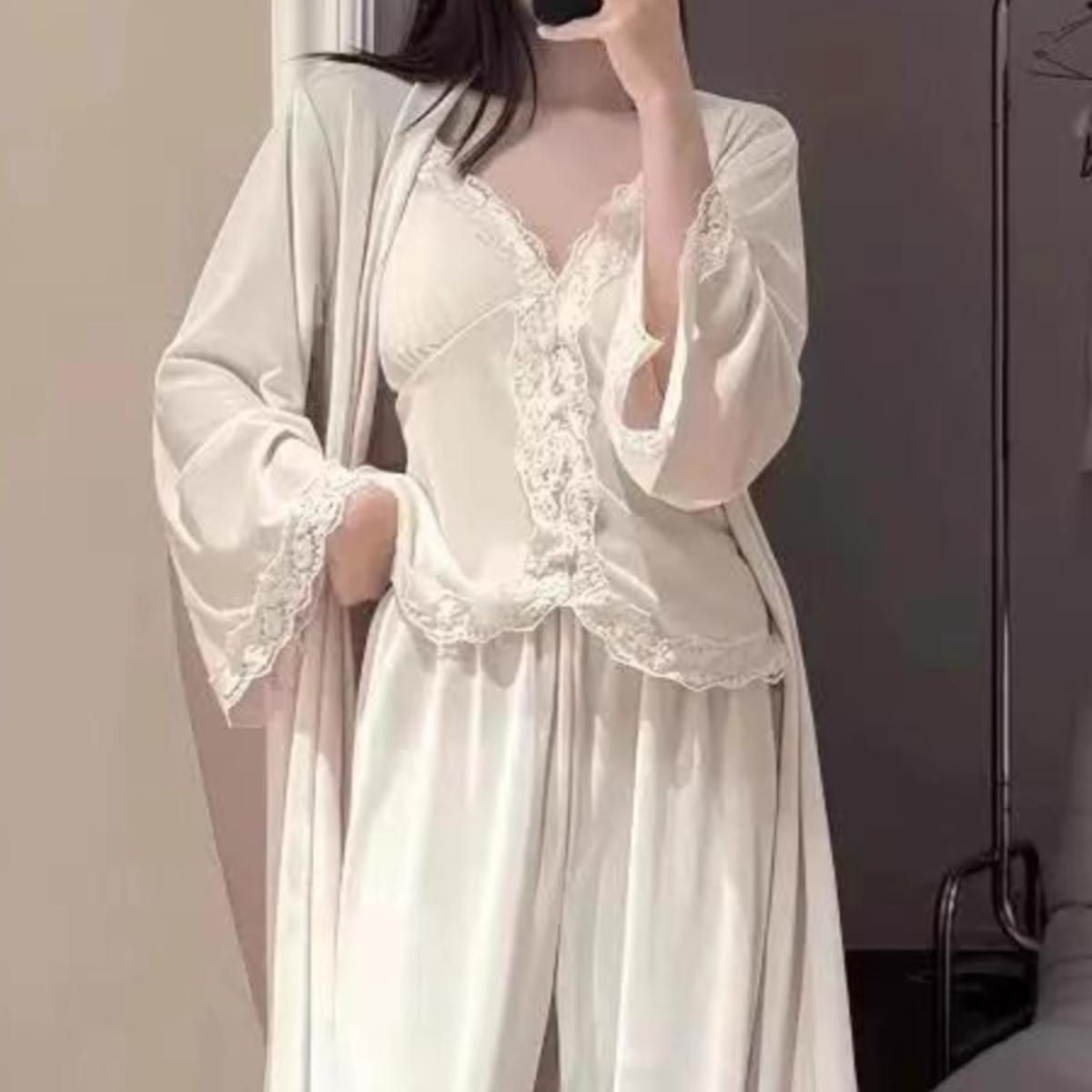 珊瑚绒法式性感蕾丝花边家居服女