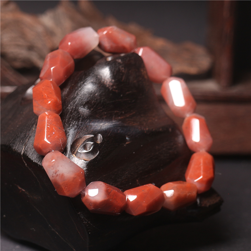 鸡血玉男女款手串天然保真