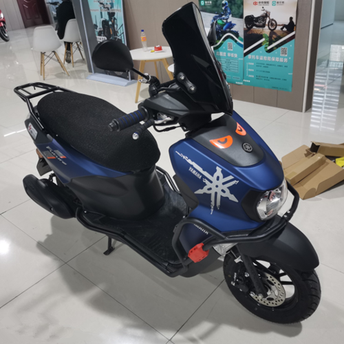 雅马哈旭鹰125拉花 yamaha贴纸踏板车头贴画版画个性防水装饰贴膜