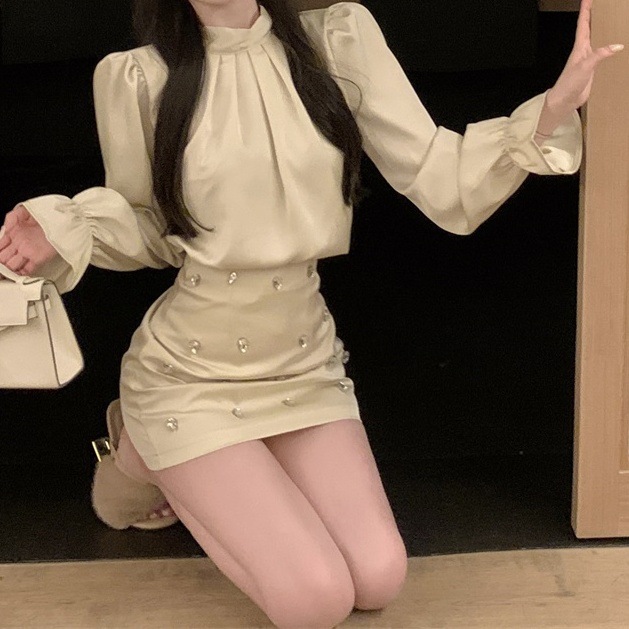 2025春季泡泡袖衬衫高级感套装女今年流行裙子包臀半身短裙两件套