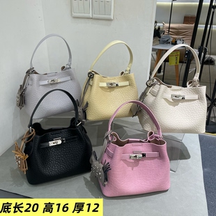 劳拉时黛女包2026新款泡泡纹5883轻奢早春洋气小众子母百搭斜挎包