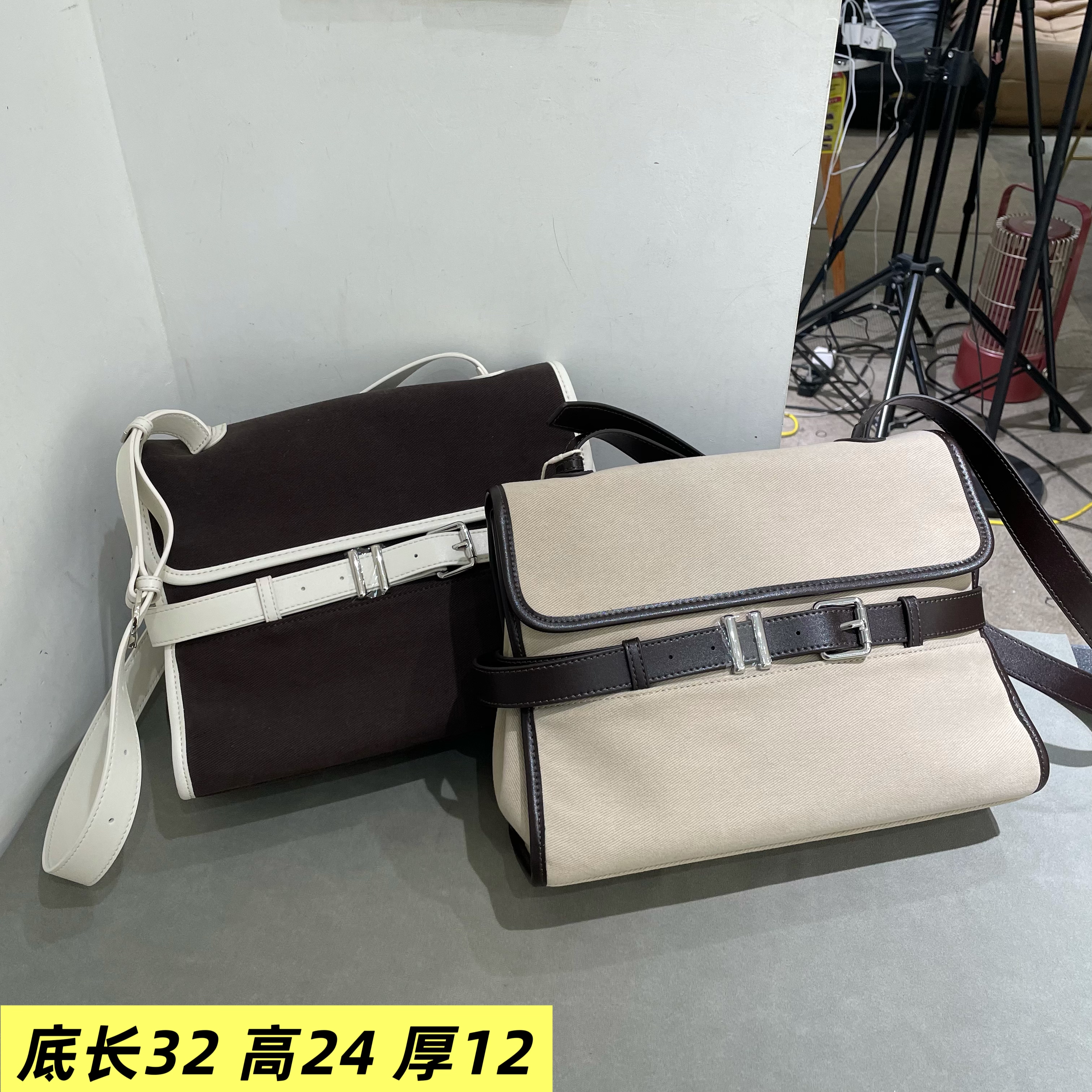 莱曼多斯女包2026新款92025轻奢浅色棉麻拼接编织潮流手提斜挎包