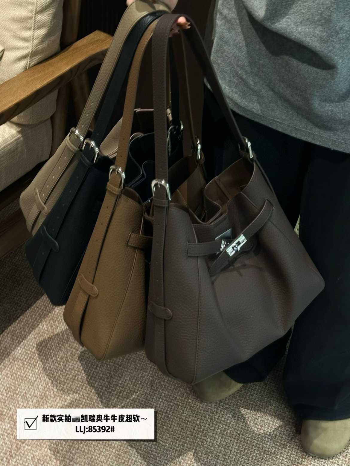 荔枝皮休闲爆款韩版质感女包2025新款时尚欧美气质水桶韩版斜挎包