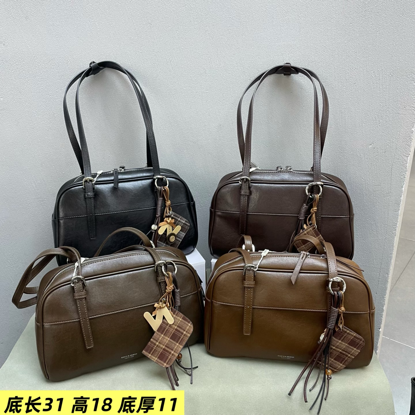 保龄球腋下女包2026新款洋气大气挂件休闲秋冬百搭韩版网红复古包图片