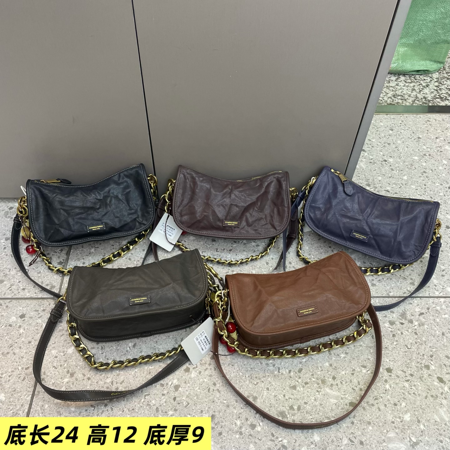 手抓纹链条小包女包2026新款洋气时尚小众网红休闲质感大气斜挎包