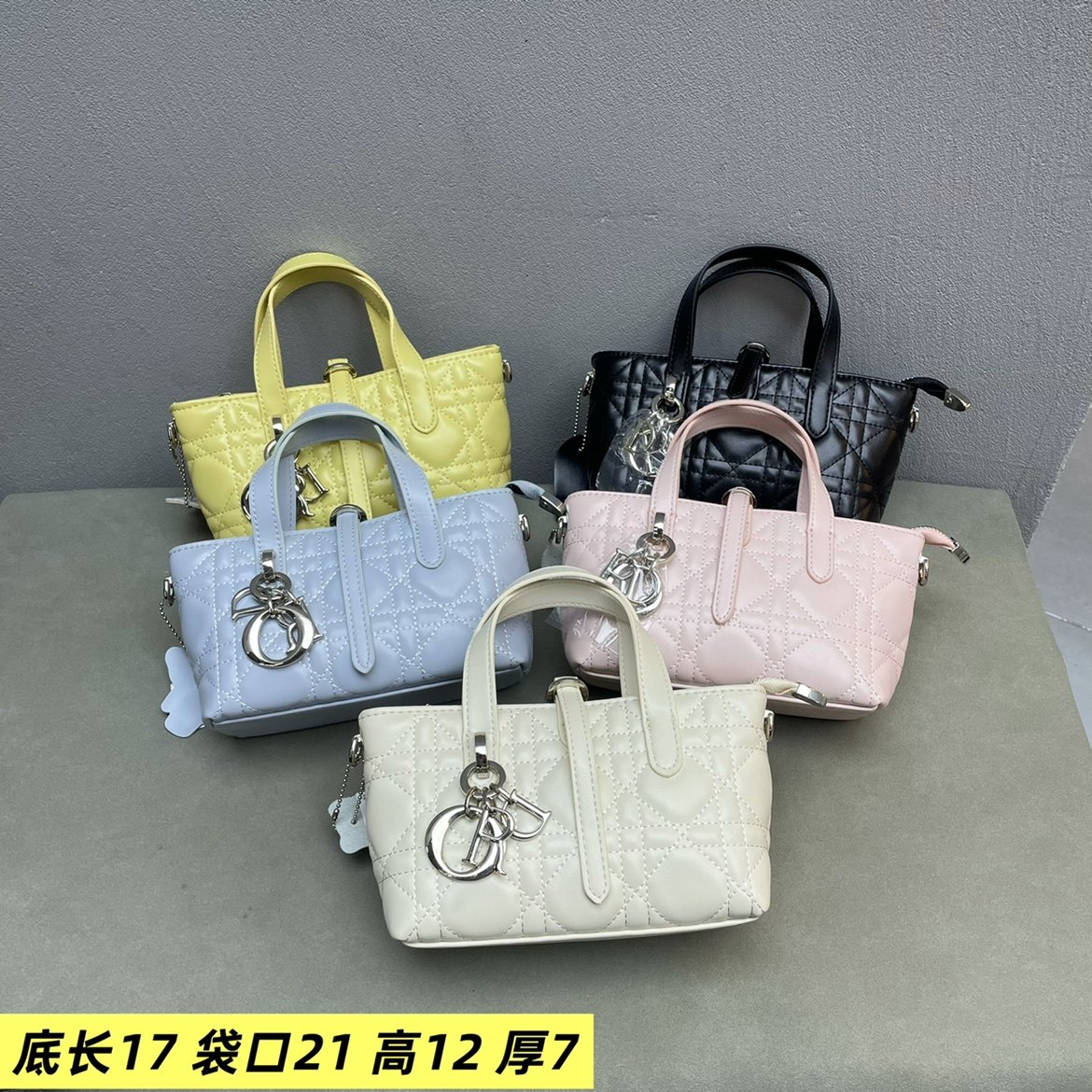 迷你手提小包包早春软皮时尚女包2026新款气质休闲简约斜挎包潮包,箱包皮具/热销女包/男包,通用款女包,淘宝优惠券,粉丝福利购,淘宝优惠卷