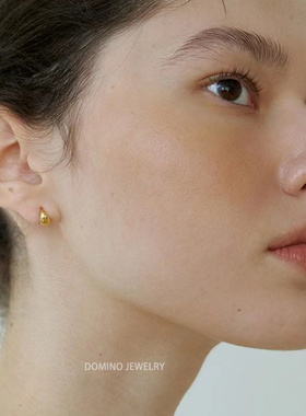 贴耳小豆豆法式极简耳圈欧美冷淡风~通体S925纯银~宽面耳环耳饰