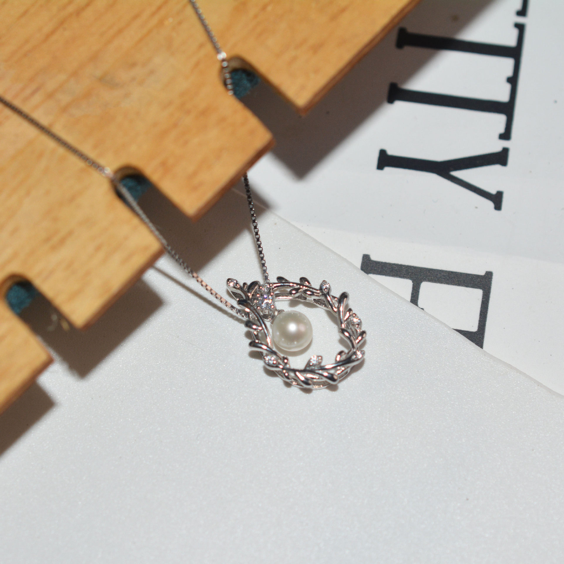 S925纯银天然淡水珍珠项链女式一款多戴轻奢高级感珍珠吊坠锁骨链