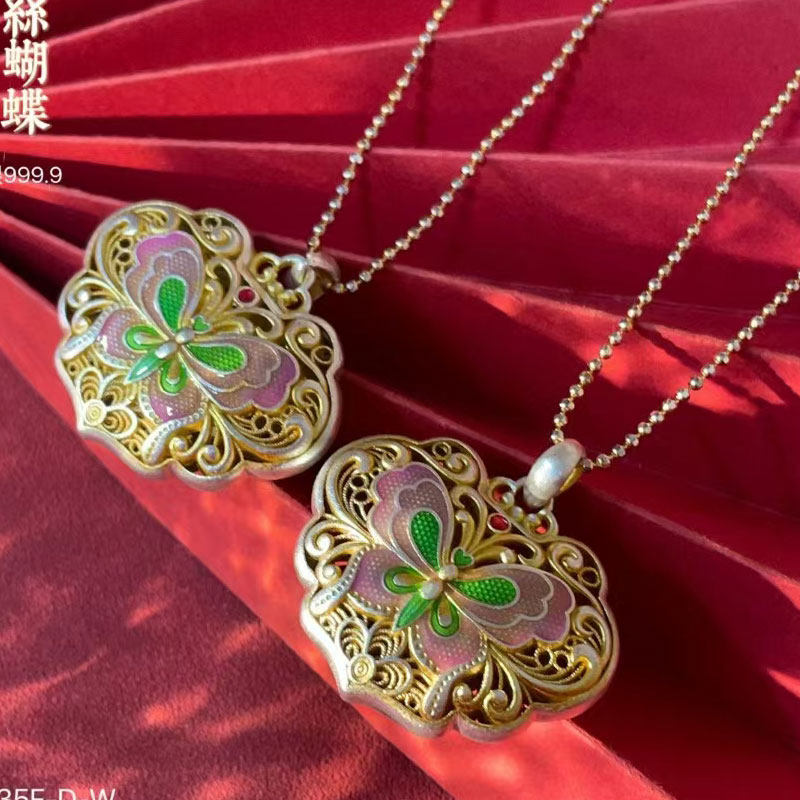 足银999.9纯银花丝蝴蝶锁吊坠