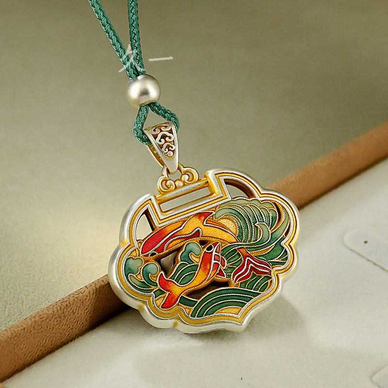 足银描金珐琅彩双面锦鲤跃吊坠