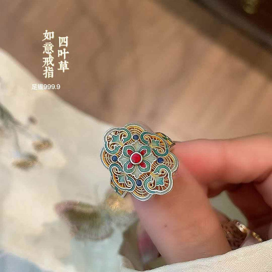 银珐琅彩描金四叶草如意戒指