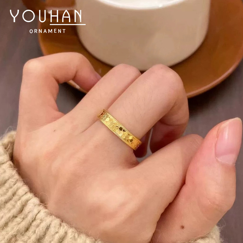 小红书同款闪亮龙鳞戒指女网红直播热卖碎碎冰指环精致轻奢食指戒