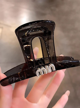 轻奢百搭深灰色抓夹女镶钻min鲨鱼夹新款网红后脑勺全盘发夹头饰